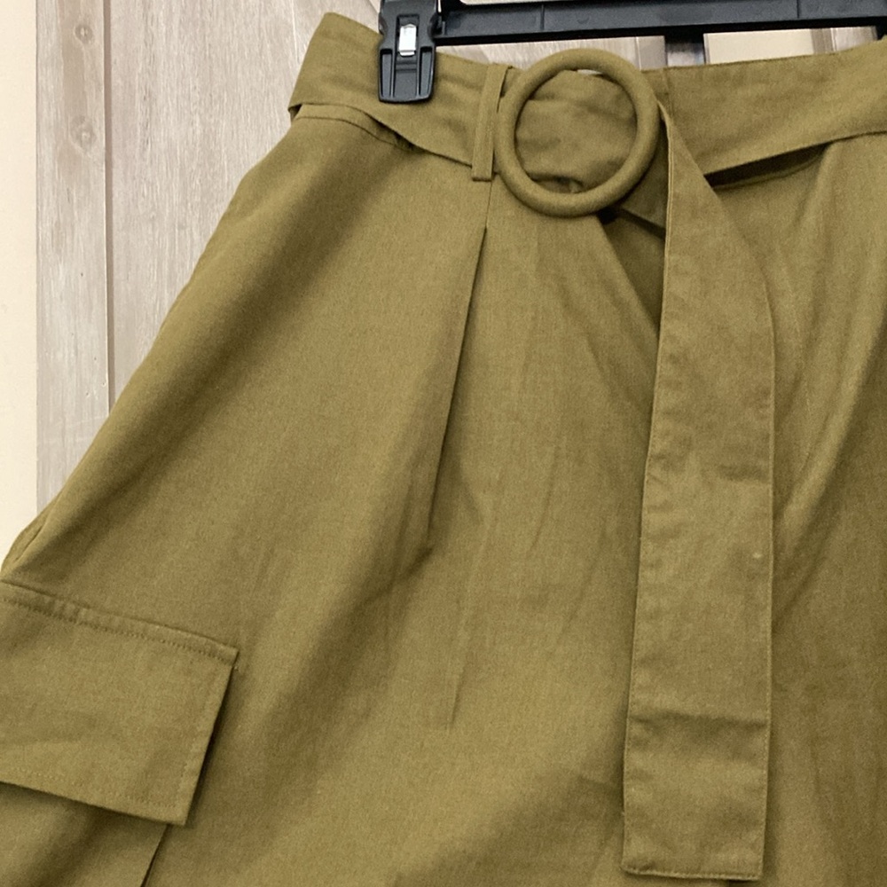 ELOQUII  DESIGNS LADIES PANTS with a BELT. Made in CHINA RN:142711    Po:34830 - Picture 4 of 15